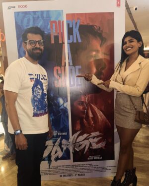 Akshaya Shetty Instagram - Photo dump from #dange (Hindi)/ #por (Tamil), directed by @bejoynambiar , is out today! @tseriesfilms it was a memorable experience shooting for this film. Met some wonderful people in the process @nair.soumia , @sharan.actor  @saivainika @surjyasikhadas @arvindjanakiraman @keshav.lokwani @jeeva_subramaniam.offl , @purpleplum17, @actorvinodsagar - you all made it feel like home. Thank you, Team Dange. 🙂🙏🌹 #dange #por #bejoynambiar #bollywoodfilm #bilingualfilm #shootlife #akshayashetty
