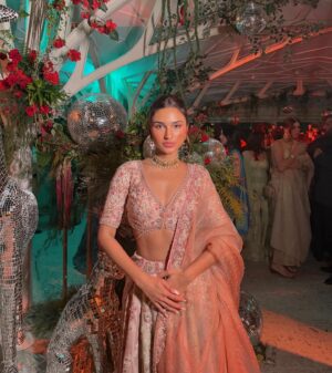Alaviaa Jaaferi Instagram - wearing @arbyrheakapoor @razwada.jewels 🤍