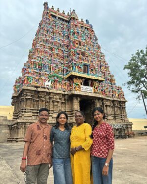 Amritha Shaji Instagram - A picture for ❤️‍🩹 #amrithashaji #family #temple