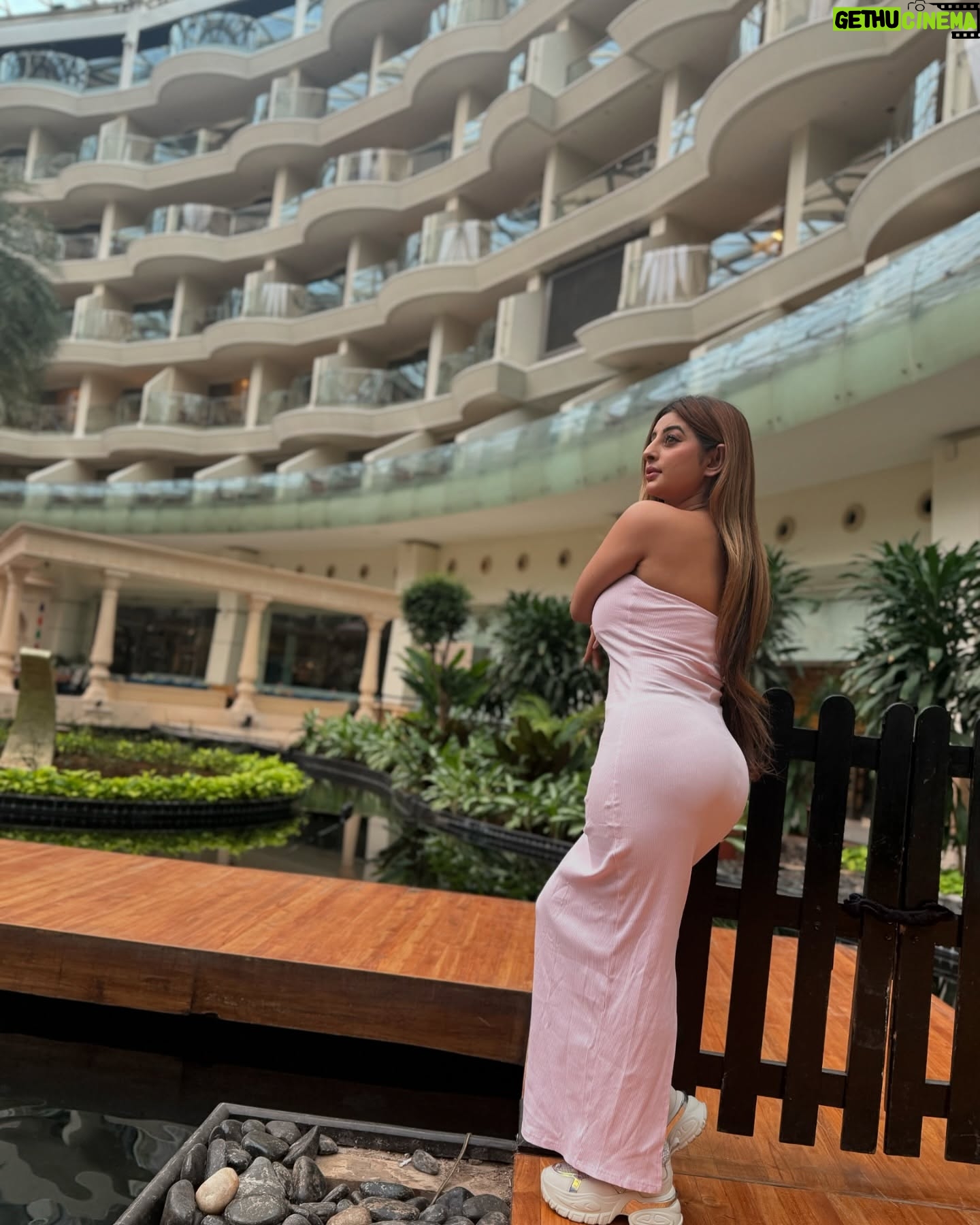 Ankita Dave - 22.1K Likes - 💞
