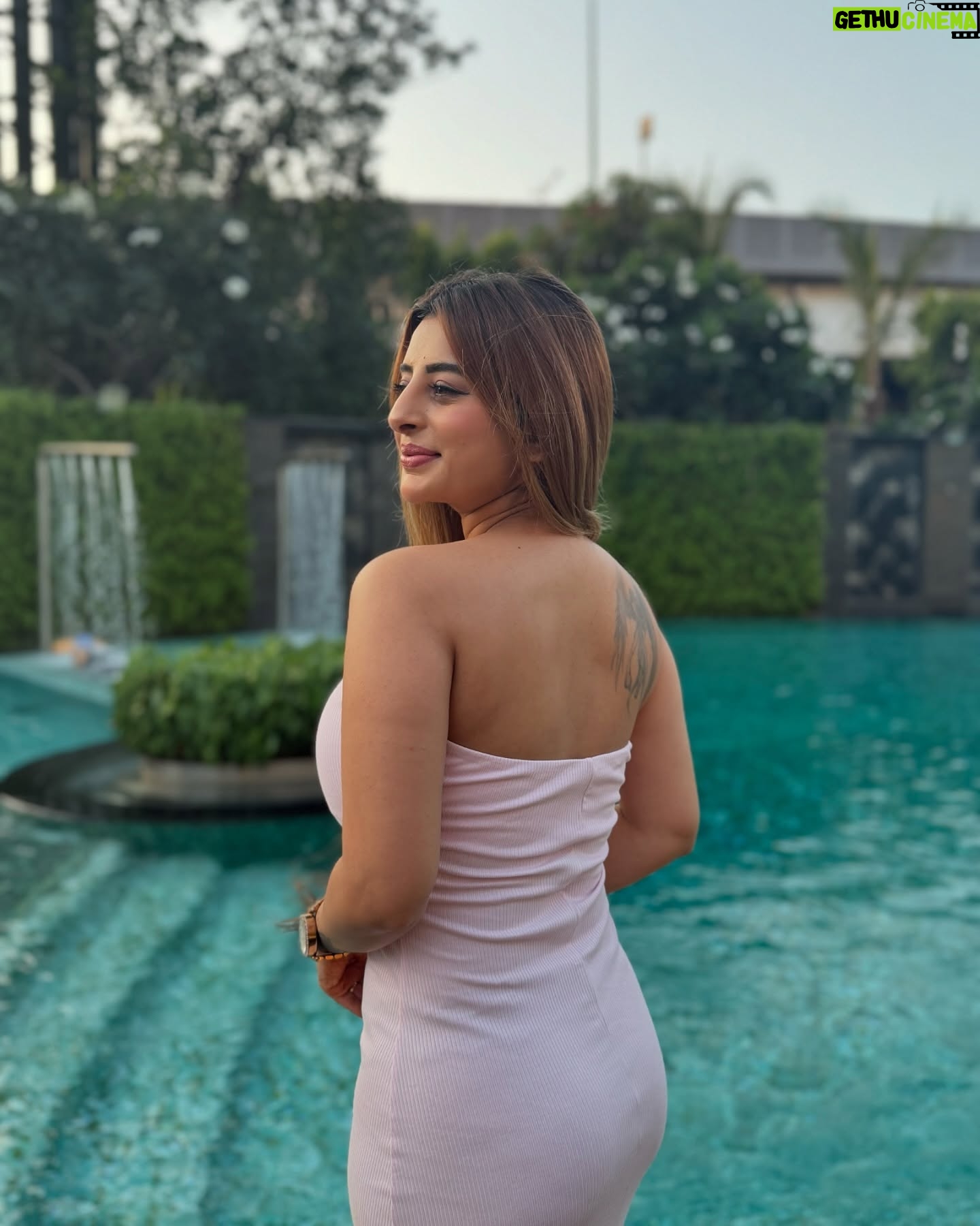 Ankita Dave - 22.1K Likes - 💞
