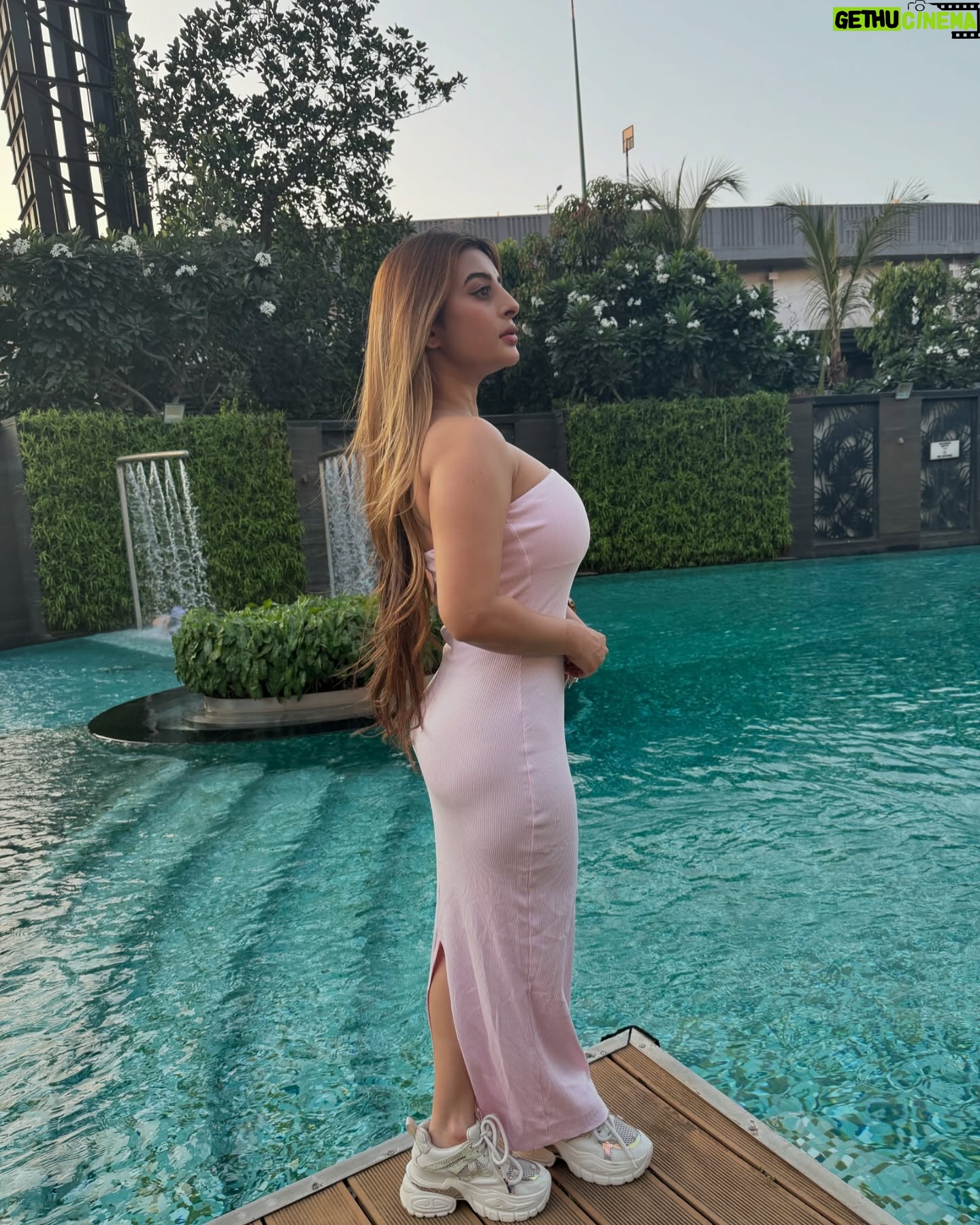 Ankita Dave - 22.1K Likes - 💞