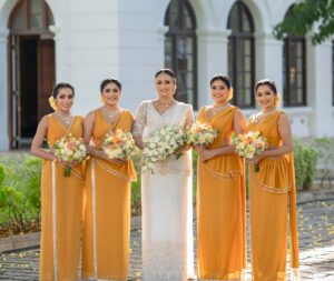 Anu Kanu Instagram - අවශ්‍ය තැනදී දැනෙන, නොවෙනස්වන ආදරය
සහෝදර බැදීම..
ජීවිතේ වැඩියෙන්ම තරහා වුනු... ♥️🙈
වැඩ්යෙන්ම යාලුවුන, ආදරණීයතම බැදීම 
සහෝදර බැදීම...
ගෙදරදී මරාගත්ත, පිටදී බලාගත්ත 
ලොව ශක්තිමත්ම බැදීම 
සහෝදර බැදීම......
හිටිගමන් එපා වෙන, කතා නොකලොත් හිතරිදෙන
ජීවත්ව සිටිනතුරු පවතින එකම බැදීම
සහෝදර බැදීම......
ආදරේයැයි නොකියා, ආදරය පමනක්ම දෙන 
සදාතනික බැදීම
සහෝදර බැදීම......

ඔබට සුභම සුබ විවාහ දිවියකට සුභ පැතුම් අක්කි & අයියා 🥰♥️💐ආදරෙයි ගොඩාක් 🥳

HMUA - @surangakash 
Wearing (Female)- @sharlikashamali 
Wearing(Male) - @kulagedara_ 
Photography- @prasanna_iroshan 
Heels - @footlooker__srilanka 

#anukanu #anushkikanuski #aktwinss #wedding #weddingday #sisters #sisterbond #love #family #everyonefollowersviewers #foryoupageシforyou #viralpage2024 #LikeFollowShare @followers