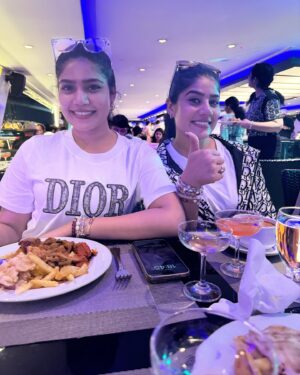 Anu Kanu Instagram - It’s a perfect combination of leisure and discovery 🚢🍷

#luxury #lavishdining #entertainment #sightseeing #atmosphere #bangkok🇹🇭