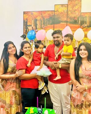 Anu Kanu Instagram - Cherishing the moments that turn into beautiful memories.♥️🎊🥳🥂