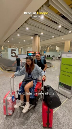 Apoorva Instagram - Pehle vlog me kya hoga ? 

#RebelinEurope