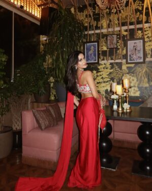 Aryaana Gandhi Instagram - last night for @michaelkors x @lifestyleasiaindia ❤️

wearing @houseofzae 
earrings @azotiique 
bag @fizzygoblet 
styled by @pranita.abhi