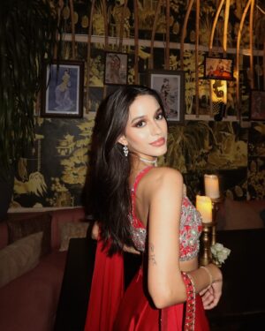 Aryaana Gandhi Instagram - last night for @michaelkors x @lifestyleasiaindia ❤️

wearing @houseofzae 
earrings @azotiique 
bag @fizzygoblet 
styled by @pranita.abhi
