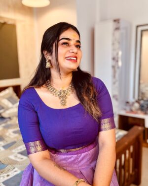 Athirarudhra Instagram - Outfit ❤️ @ar_handlooms_kuthampully 
Jwelary ❤️ @sona_bridal_rental_jewels_