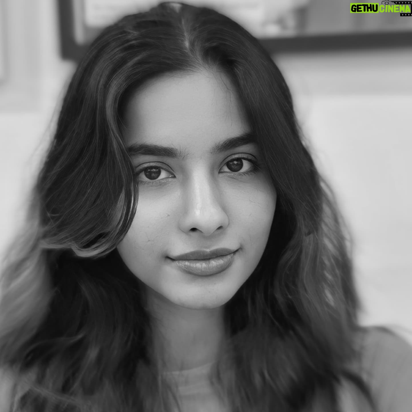Aurora Sinclair aka Baloon akka - 109.3K Likes - Tired and happy 💕 #aurorasinclair