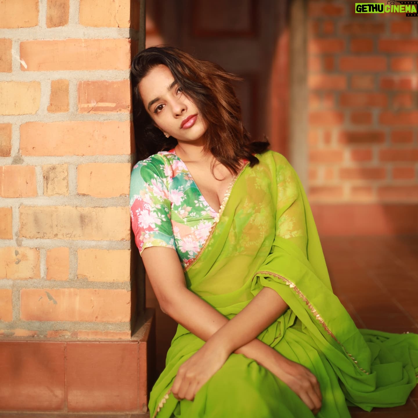 Aurora Sinclair aka Baloon akka - 127.9K Likes - Snehidhane 🦚 #aurorasinclair
