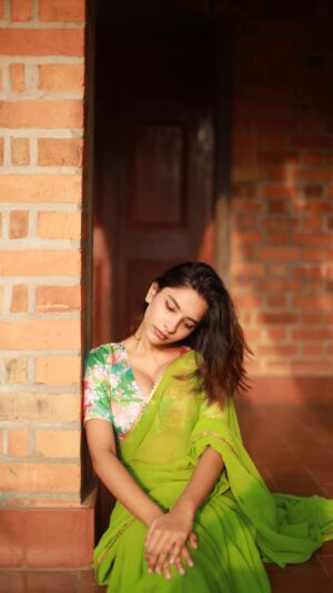 Aurora Sinclair aka Baloon akka Instagram - Inframe #aurorasinclair 
Shot by @sudarshan_melath
Edit @anandh_karthikeyan
