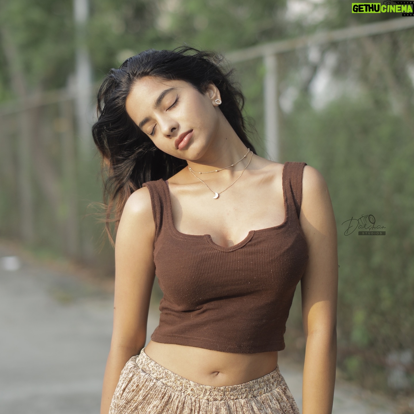 Aurora Sinclair aka Baloon akka - 102.3K Likes - Oh, me? I’m just going with the glow! ✨ #aurorasinclair