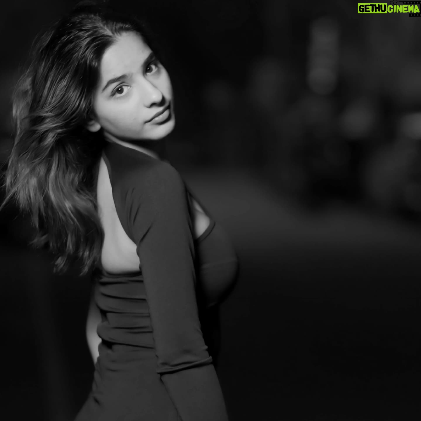 Aurora Sinclair aka Baloon akka - 152.3K Likes - Thank you for this beautiful picture @indiaglitz_tamil
📸 @its_exploretamilnadu
@prakaash_photography