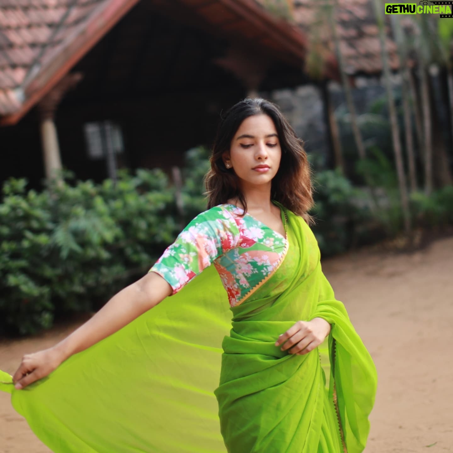 Aurora Sinclair aka Baloon akka - 163.5K Likes - 🦚 #aurorasinclair