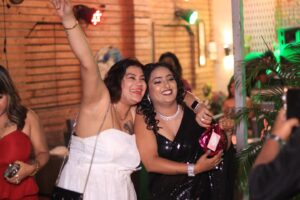 Ayushi Bhowmick Instagram - Special day🌸🎂♥️#ʜᴀᴘᴘʏʙɪʀᴛʜᴅᴀʏᴛᴏᴍᴇ #birthdaygirl #party #partyallnight#GangBang #lovelyday❤️