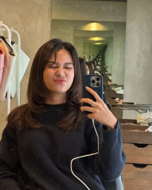 Azizah Salsha Instagram - 💇🏻‍♀️