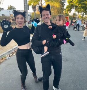 Becca Scott Instagram - MEOW! 😻 happy halloween 🎃