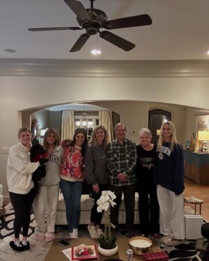 Brittany Wagner Instagram - Family Christmas! 🤶 🎄🎅🏽🎁