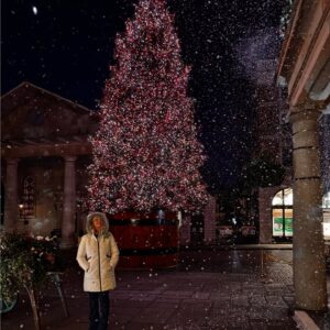 Carol Kirkwood Instagram - So magical @coventgardenldn xxx