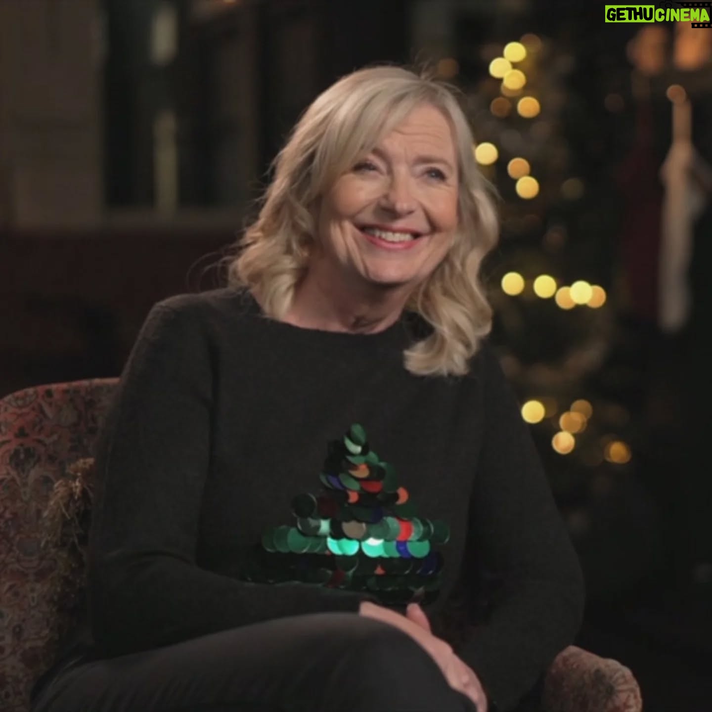 Carol Kirkwood - 2.5K Likes - Join us as we explore where our fascination for a white Christmas comes from. Will it be a White Christmas?: www.bbc.co.uk/iplayer/episode/m0026x87 via @bbciplayer ⛄️xx