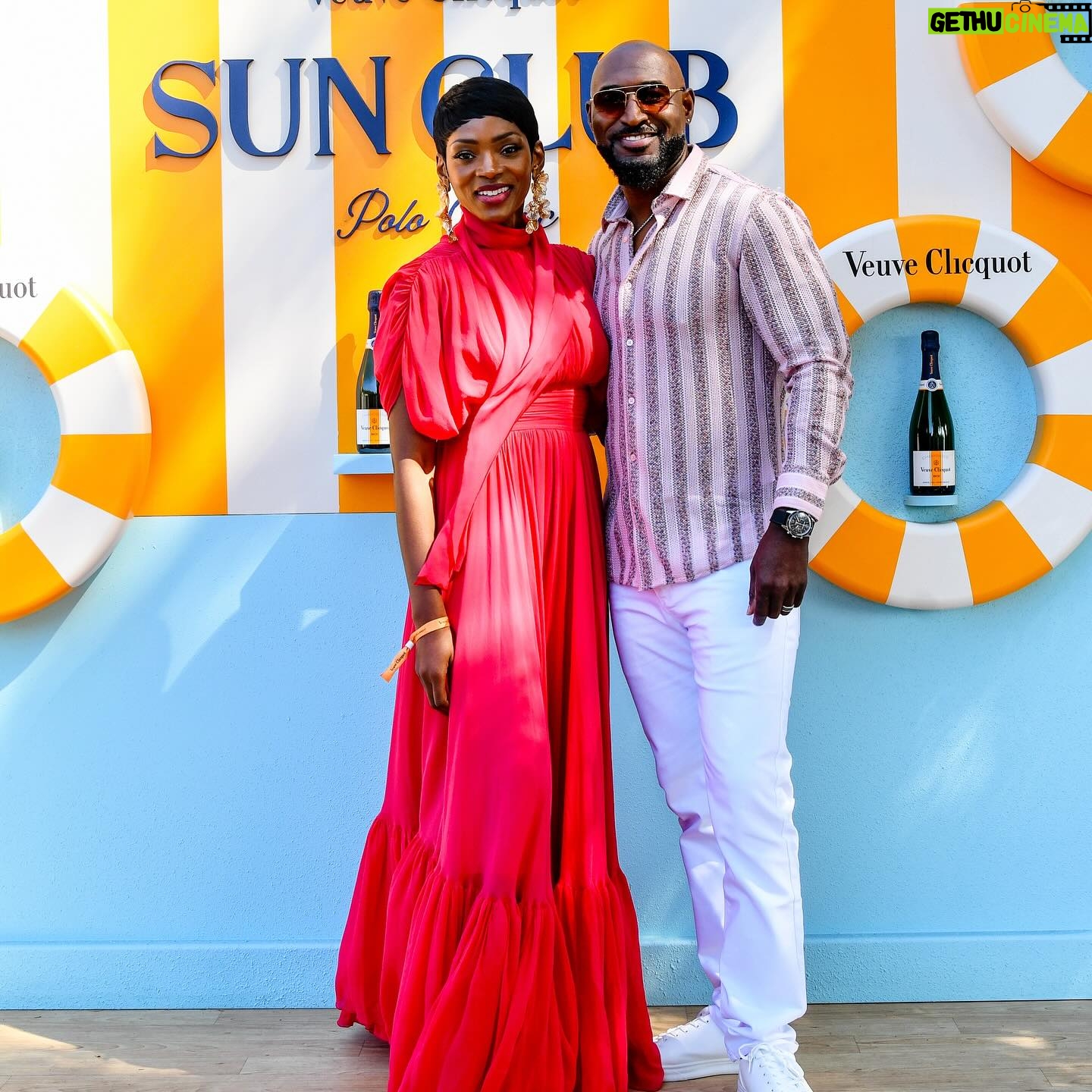 Caroline Chikezie - 7.9K Likes - Great times with great people at the LA @veuveclicquot Polo Classic. We enjoyed ResponsBUBBLY! 🍾🥂#VCPoloClassic #LiveClicquot 🐎🏑