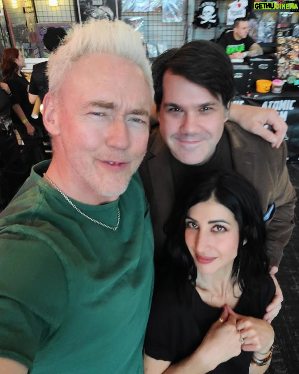 Dana DeLorenzo - 6.1K Likes - Thank you @monsterpaloozaofficial and all you Filthy and Fine fans who came out last weekend for the Ghostbeaters reunion! It was WILD! So much bloody love!! And possessed dolls and markers. Thank you for waiting in line, for sharing your stories and passionate chats about Ash Vs Evil Dead! Special shout out to all my VIP PV’s who I met for the 2nd or 3rd time! 😱 Thanks to Dave for all your help at the table, Courtney at @celebphotoops for her life-saving portable fan, and last but never least big thanks to @dominicm312 at @fullempirepromotions for making it all possible. 🥰👊⚓️💜
Next con: @daysofthedeadhorrorcon #CHICAGO Nov 22-24
p.s. @thekevindurand is so much fun and so great with his fans! He’s a gentle giant. I came up to his armpit.
I was in 3 inch boots. 😆
#sonofmonsterpalooza #ashvsevildead #horrorcon #daysofthedead #horrorfam #ash #kelly #pablo #ashyslashy #ghostbeaters #evildead #evildeadthegame #retrorealms
