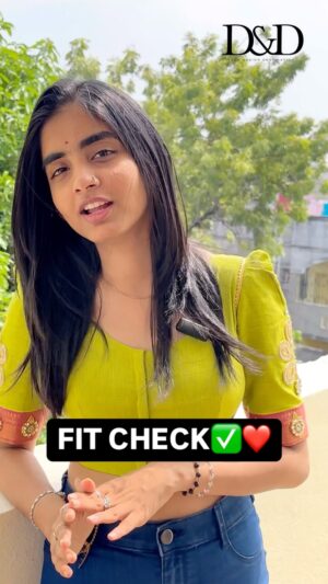Dayalu Shemmozhi Instagram - Who wants Basic to advance blouse class ? 🤷‍♀️

#fitcheck #blouse #blousedesigns #tipsandtricks #dayaludesigns #sewing #design