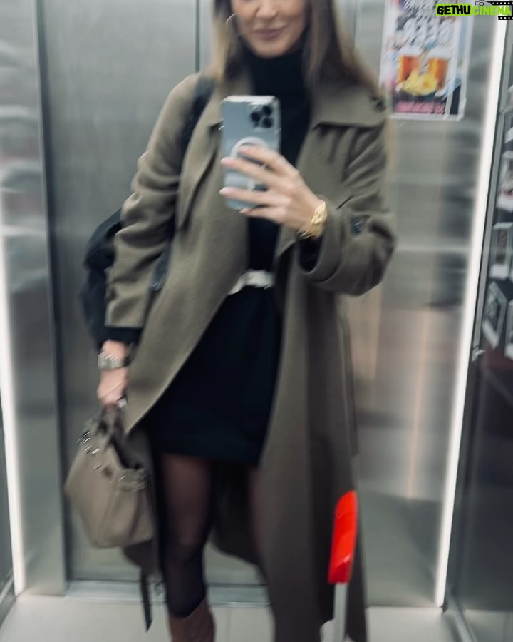 Diana Pereira - 1.2K Likes - Look do dia . Boa semana a todos š , dia de viajar . #look #outfit #moda #fashion #hermes #birkin #tvshow