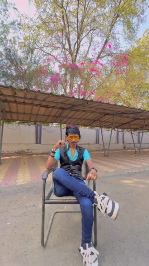 Dolly Chaiwala Instagram - Mujha pe suit Karta Na dialogue 🔥 
.
🎥Edit :- @rahul_naidu.yt 
.
.
.
.
.
.
.
.
.
.
.
.
#dollykitapri #dollykitaprinagpur❤️ #nagpur #reelkarofeelkaro #reelsinstagram #reels #reelitfeelit #reelviral #reeltrending #attitude #trending #trendingreels #trend #trendingnow #foryou #explore #explorepage