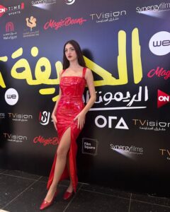 Actress Dona Emam HD Photos and Wallpapers December 2024