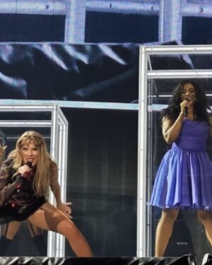 Eliotte Woodford Instagram - Taylor. Happy Birthday, my dear friend. 
Wow. What an honor it is to know you and witness your light both on stage and off. You are remarkable and it fills me with pride that the world stopped and took notice for the last 2 years. I love that it’s a big birthday to not only celebrate your LIFE filled with love, art, and continual self-discovery, but one that marks a beautiful end of a beautiful era. 

Thank you for ALL the true kindness, friendship, and leadership you’ve shown me over the last 12 years. I will never be able to fully express my gratitude. Thank you for not only writing the best songs to sing every night, but thank you for also being the BEST and most FUN to perform with on stage. 
WHAT A BLAST we’ve had. I will cherish the memories forever. 

I am so happy for you and all you’ve done, but I am also so excited for what’s next for you in all your years to come. You are an unstoppable force and I am humbled to be along for the ride. 
 

Happy happy birthday @taylorswift !
I love you. 🫶🏾