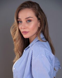 Actress Elvan Di?li HD Photos and Wallpapers March 2025