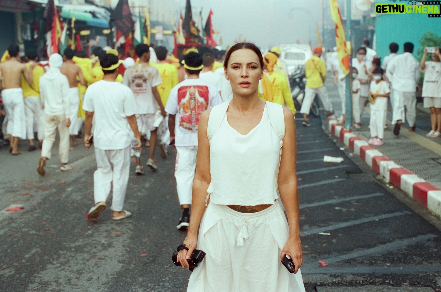 Eve Mauro - 1.2K Likes - The Nine Emperor Gods Festival is a Taoist festival that takes place in Southeast Asia during the ninth lunar month of the Chinese calendar. The festival is centered around the Nine Emperor Gods, star deities who are believed to control the planets and decide the lives and deaths of mortals. Next year will be the 200 year anniversary in Thailand.
#NotDeadYet
#vegitarianfestival
#phuketvegetarianfestival #9EmperorGodsFestival
#PhuketFestival
#เทศกาลกินเจ
#ภูเก็ต
#เทศกาลวัฒนธรรม
#九皇大帝節
#普吉岛
#文化节
