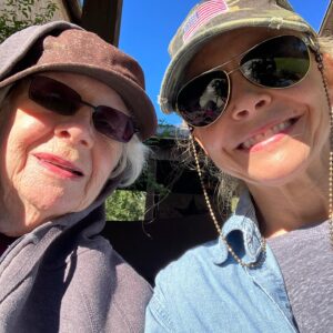 Faith Ford Instagram - Just snapped a pic as Mama Pat and I soaked up a lil dose of fall vitamin D on the sunny side of the porch today! We just love days like this..😎🍁 #fall #home #takingitin #ontheporch