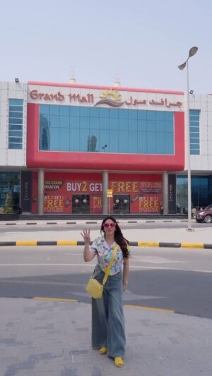 Firoza Khan Instagram - Grand hyper uae is back with 4 days of offer dhamaka & buy 2 get 1 free on garments & footwear

#uae #viral #reels #explore #sharjah #trending #shopping #video #offers #sale