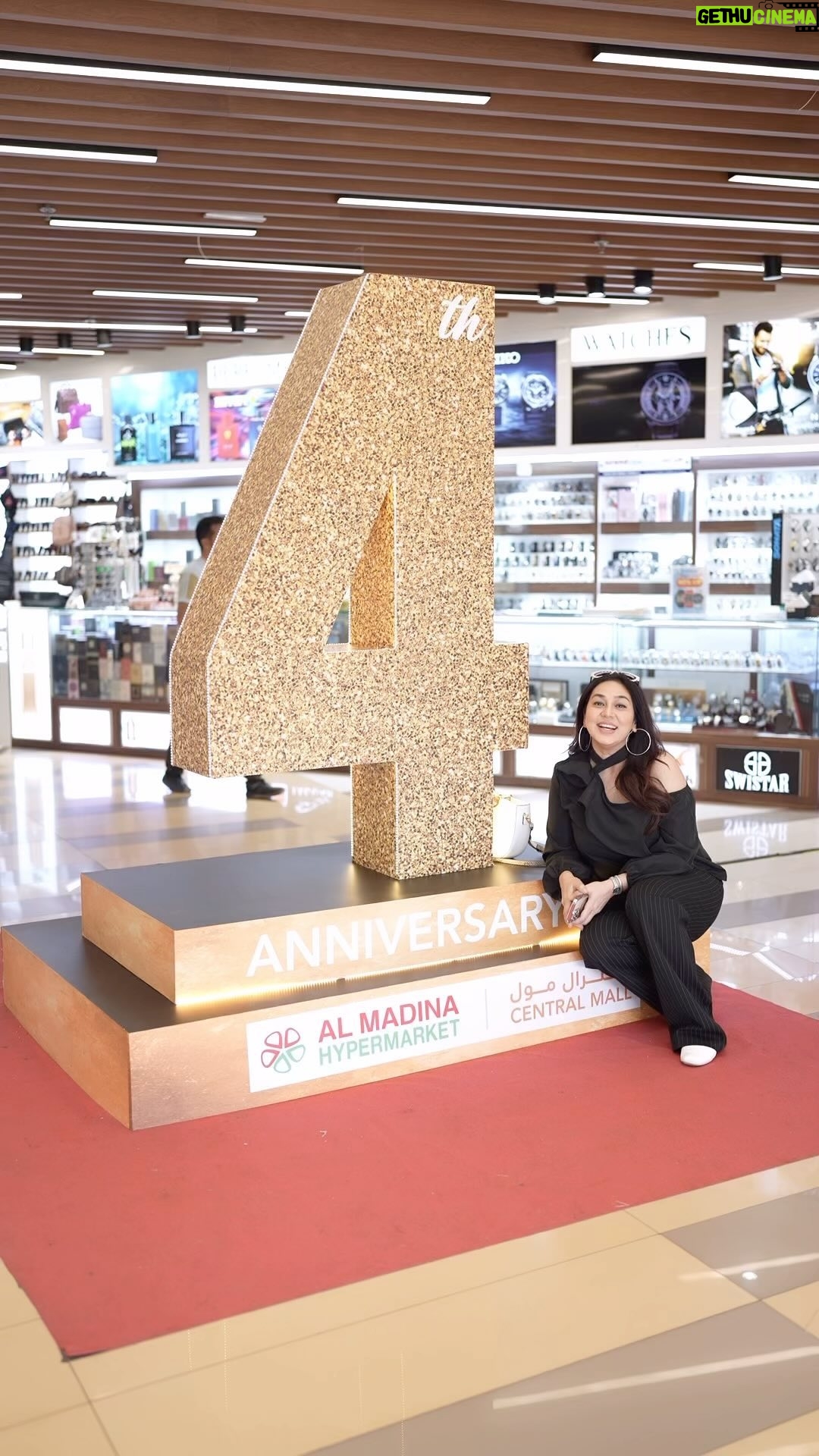 Firoza Khan - 42.5K Likes - 4th Anniversary Al Madina Hypermarket Central Mall
Offer valid from 4th -7th October
📍Next to Sharaf DG Metro Station, Bur Dubai
#explore #viral #uae #reels #dubai #video #trend #shopping #offers #sharjah #foryou #fyp #almadina #hypermarket