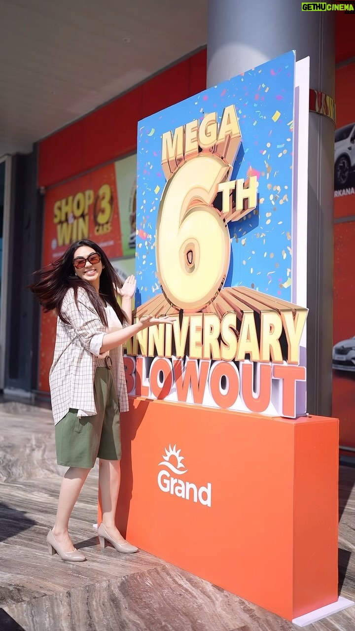 Firoza Khan - 24.3K Likes - Grand mall sharjah Mega 6th Anniversary Blowout
Offer valid from 7th to 10th November
📍Grand Mall, Al musallah - Sharjah
#explore #viral #uae #reels #dubai #video #trend #shopping #offers #sharjah #anniversary #6th #grand