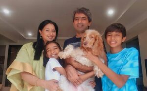 Gayatri Jayaraman Instagram - Happy Diwali from us to all of you!