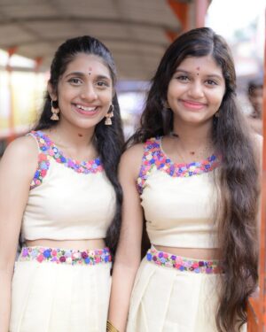 Gouri Gadhuzz Instagram - Mookambika🙏 👗: @bloomy__designs ❤️

📸: @abhishek_manglavil ✨