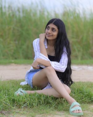 Gouri Gadhuzz Instagram - May your dreams take flight in 2024. Happy New Year, everyone! ✨”🤍