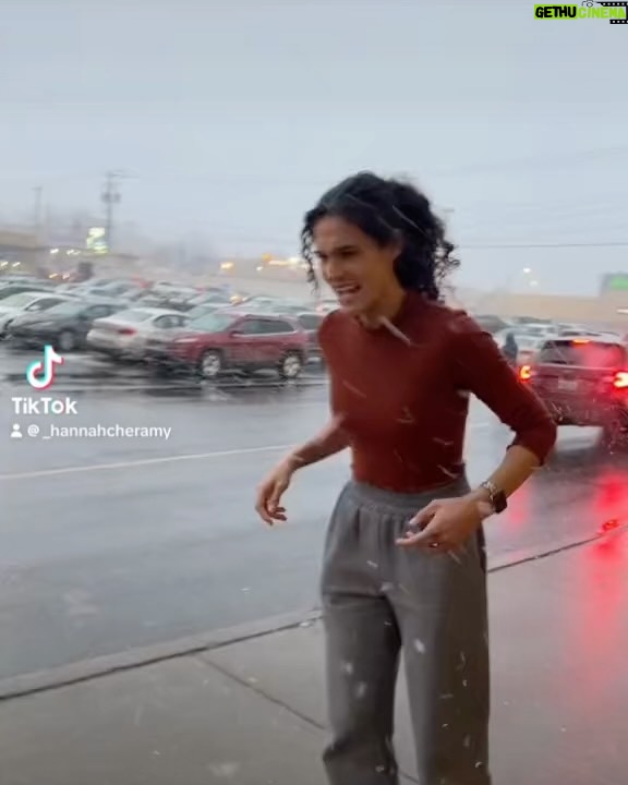 Hannah Cheramy - 37K Likes - Julie’s stoner era/80’s era/ cold era and some more BTS including a few of the tiktoks I force my friends to do with me
Episode 5 streaming now on @mgmplus
