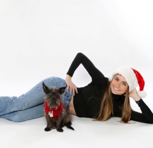 Hannah Cheramy Instagram - Merry Christmas, ya filthy animal