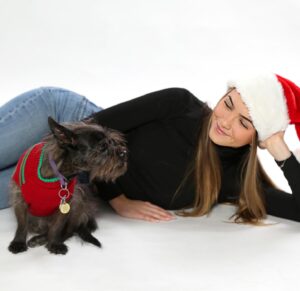 Hannah Cheramy Instagram - Merry Christmas, ya filthy animal