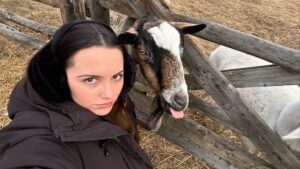 Hannah Cheramy Instagram - lil season 3 dump in honour of finale day 
-
Join us tonight for an Instagram live with the Fromily