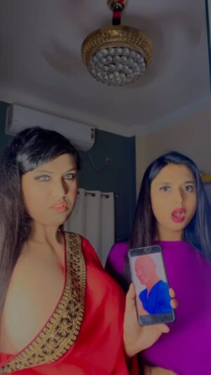 Hemoshree Bhadra Instagram - This song is remembering my childhood😀