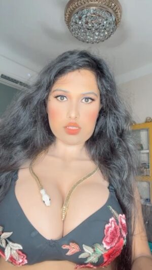 Hemoshree Bhadra Instagram - Kaisa laga? 😀