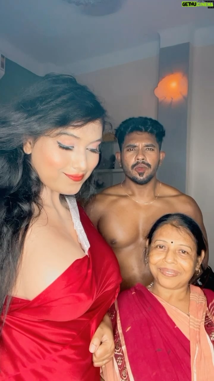 Hemoshree Bhadra - 251.4K Likes - Sacchi mucchi