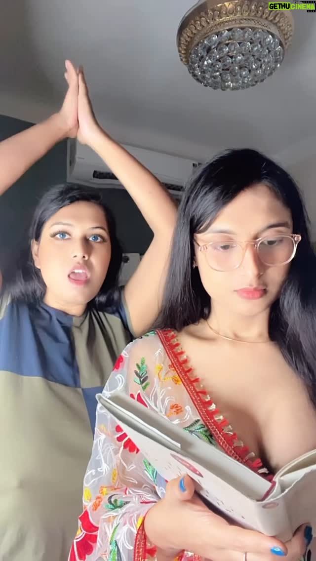 Hemoshree Bhadra - 21.2K Likes - Well its a question ..🙄