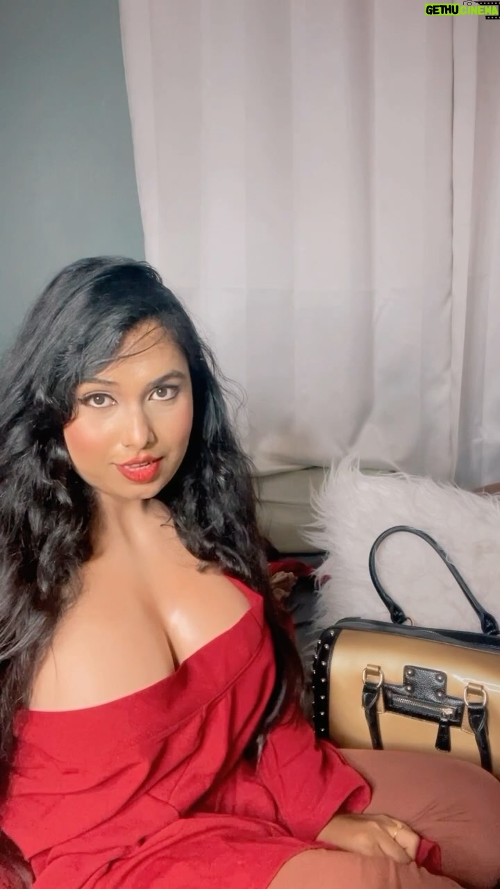 Hemoshree Bhadra - 16.5K Likes - Rahi bat kabiliyat ki 😀